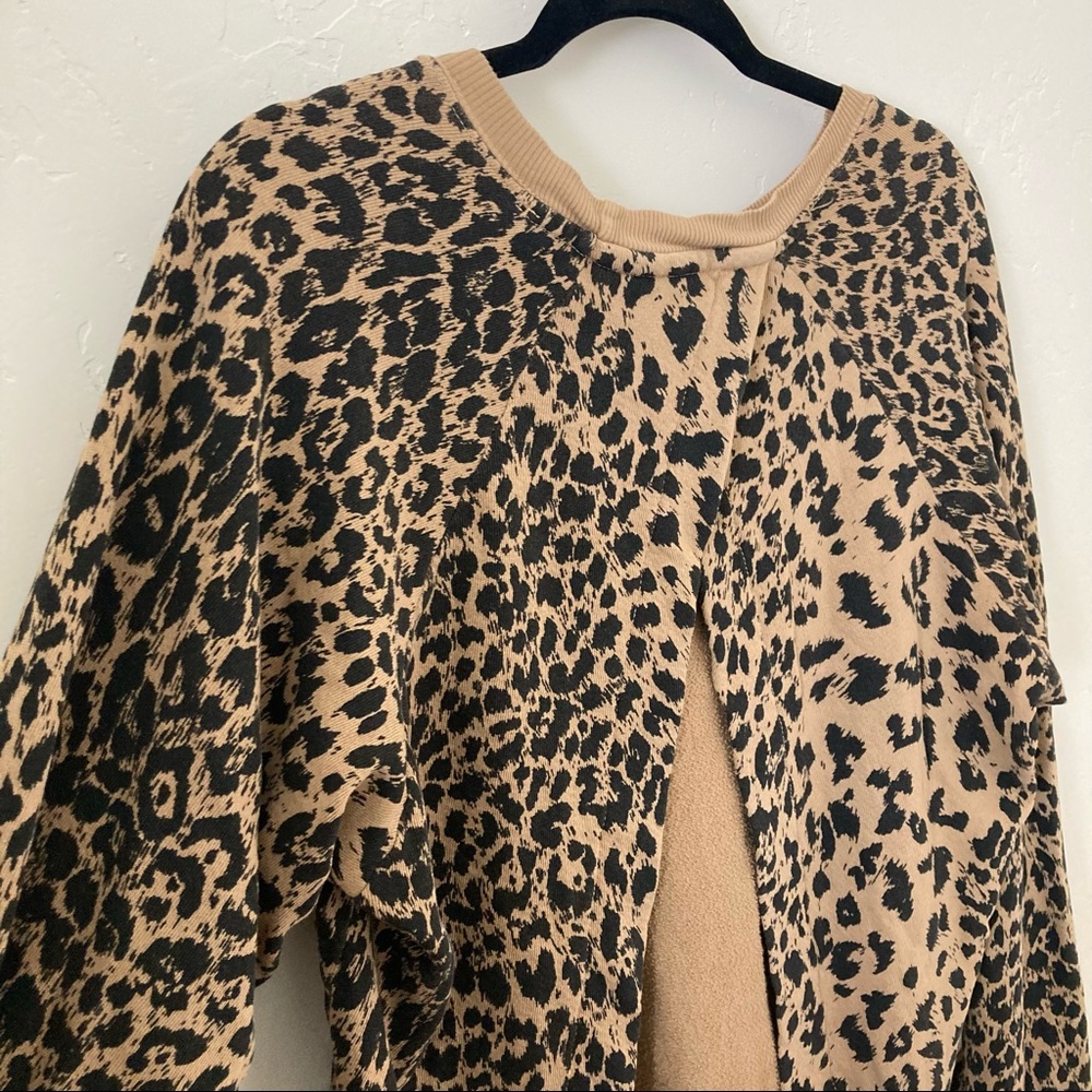 Animal Print Top - Picture 12 of 13